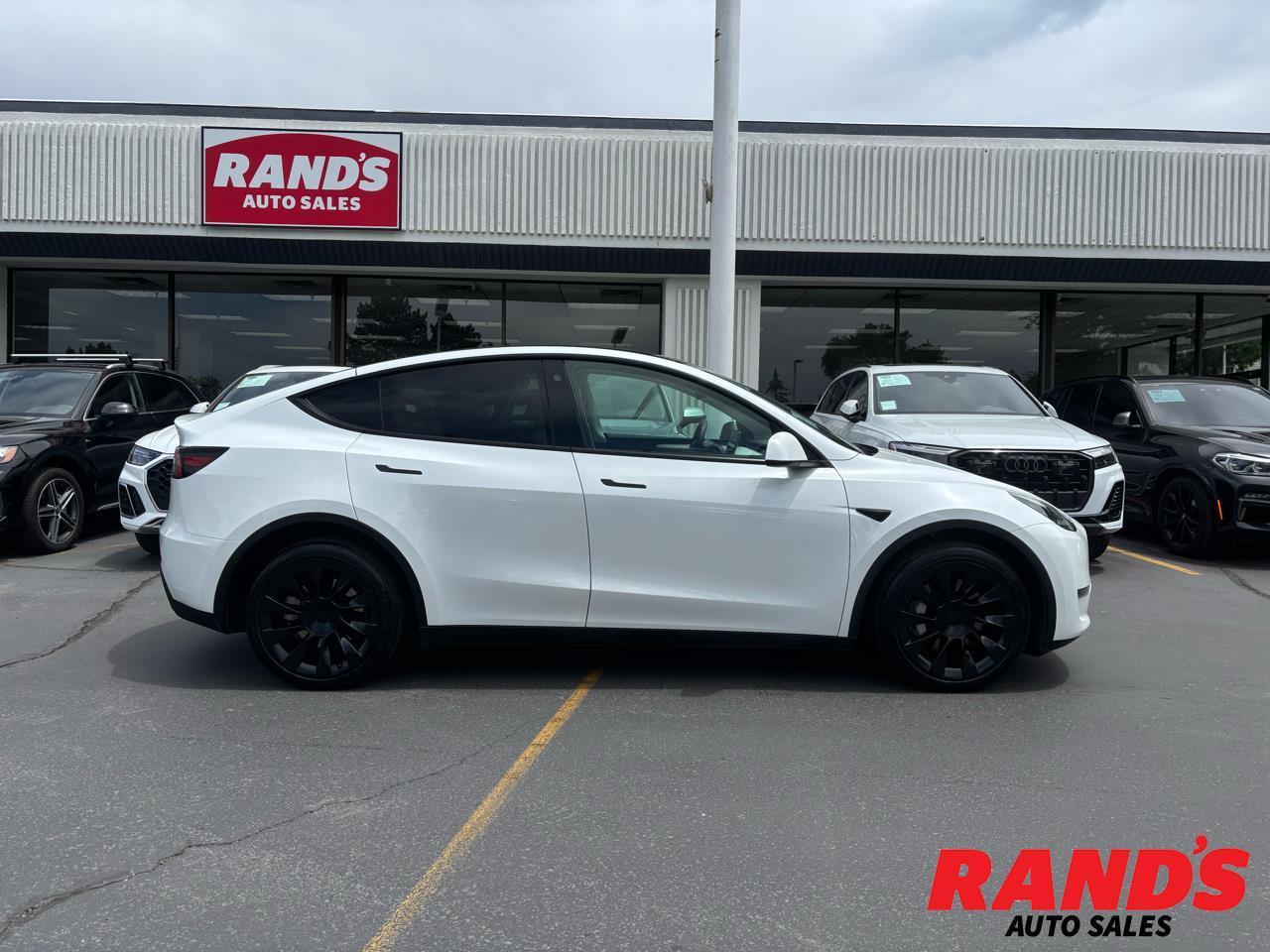 2023 Tesla Model Y Long Range