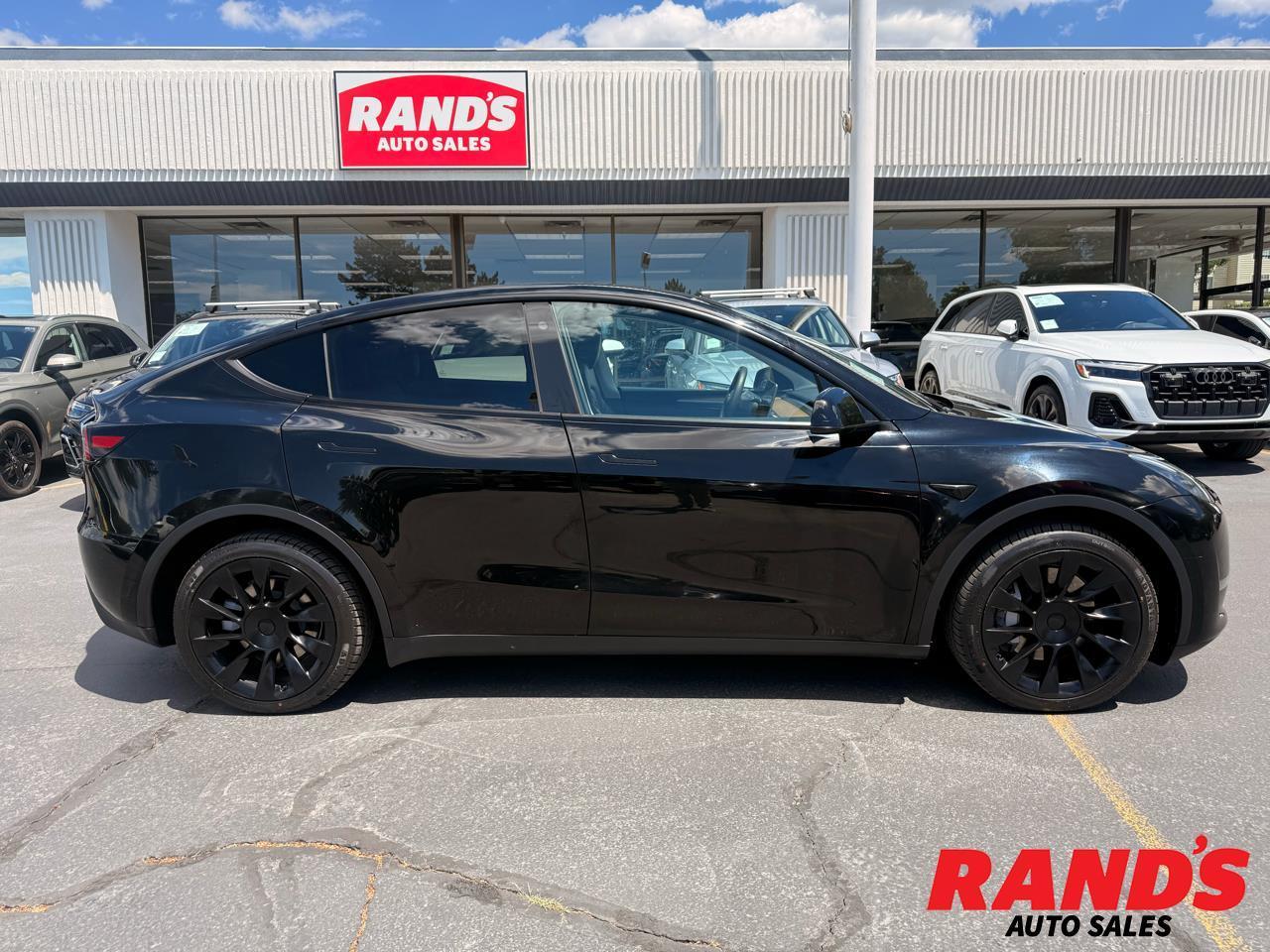 2023 Tesla Model Y Long Range