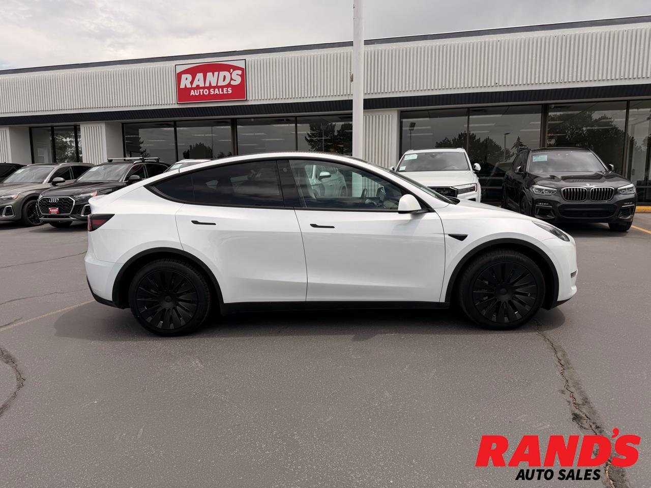 2023 Tesla Model Y Long Range