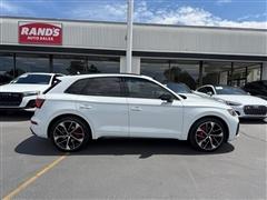 2024 Audi SQ5 