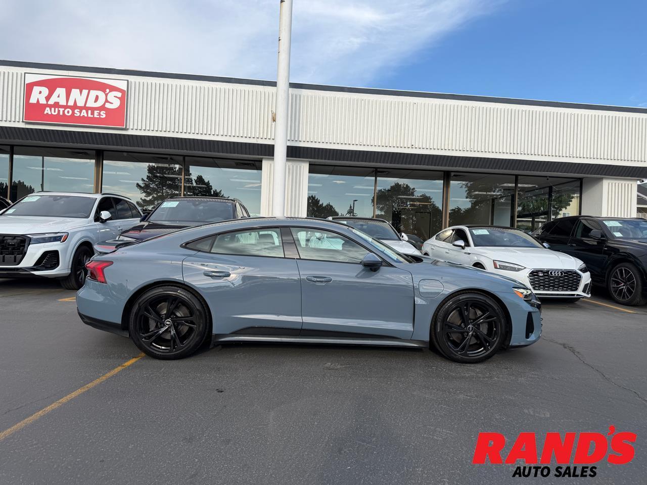 2023 Audi e-tron GT Premium Plus quattro
