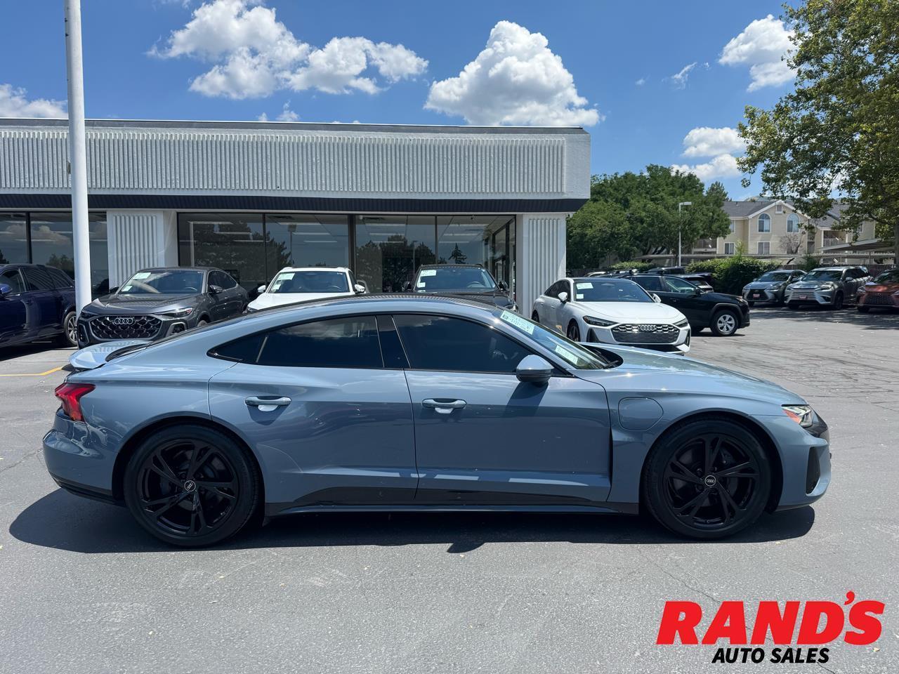 2023 Audi e-tron GT Premium Plus quattro