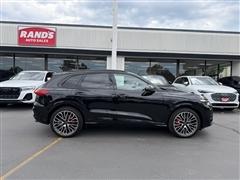 2025 Audi SQ5 
