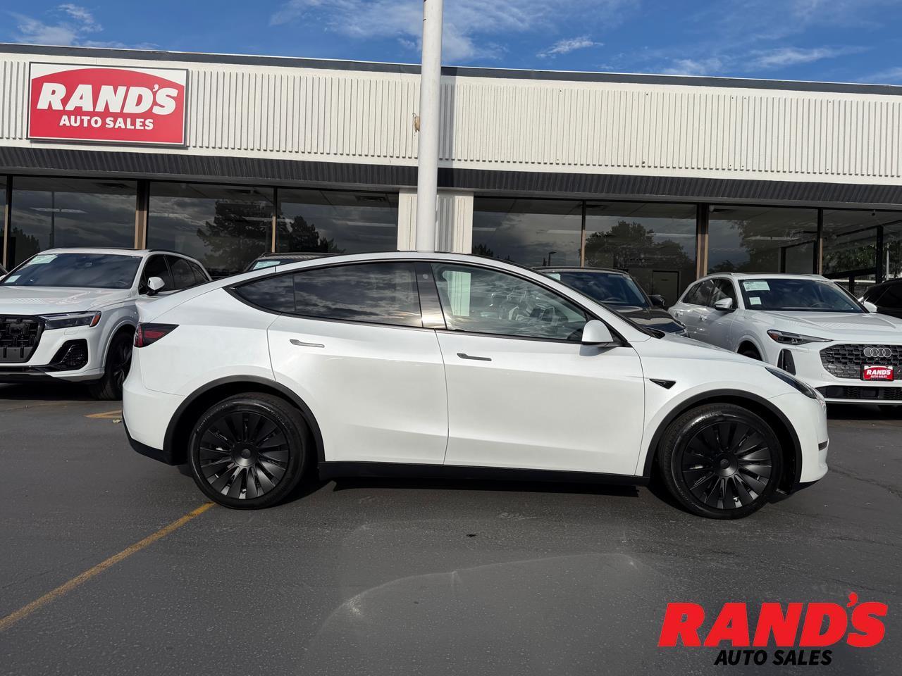 2023 Tesla Model Y Long Range
