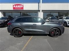2025 Audi SQ5 