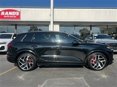 2025 Audi SQ6 e-tron 