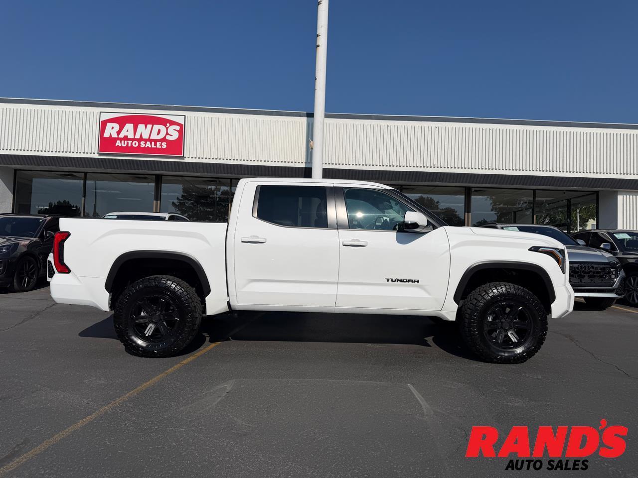 2024 Toyota Tundra SR5 CrewMax 4WD