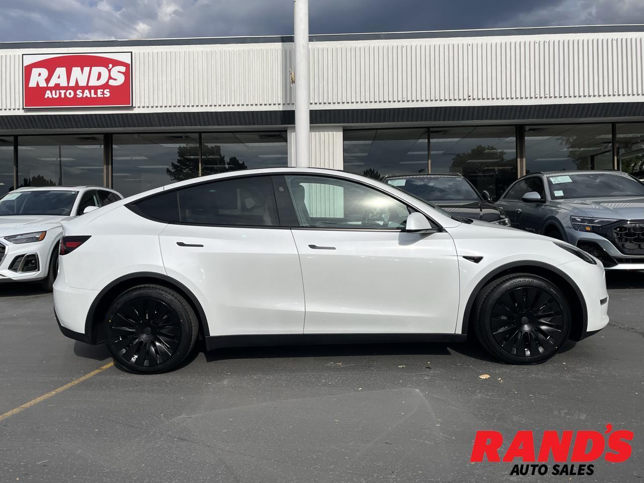 2023 Tesla Model Y Long Range AWD
