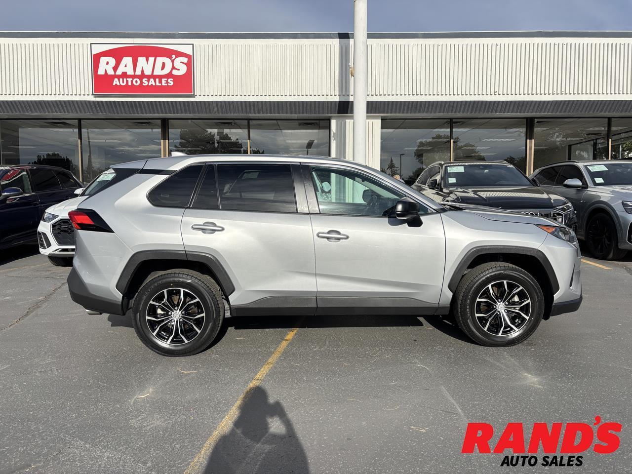 2022 Toyota RAV4 LE AWD