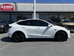 2025 Tesla Model Y 