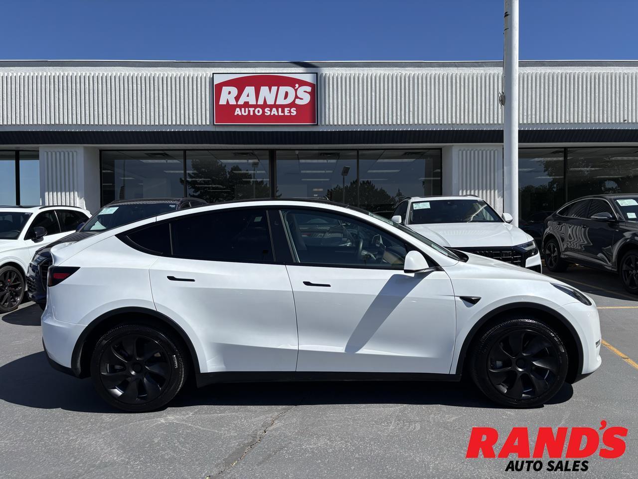 2024 Tesla Model Y Long Range