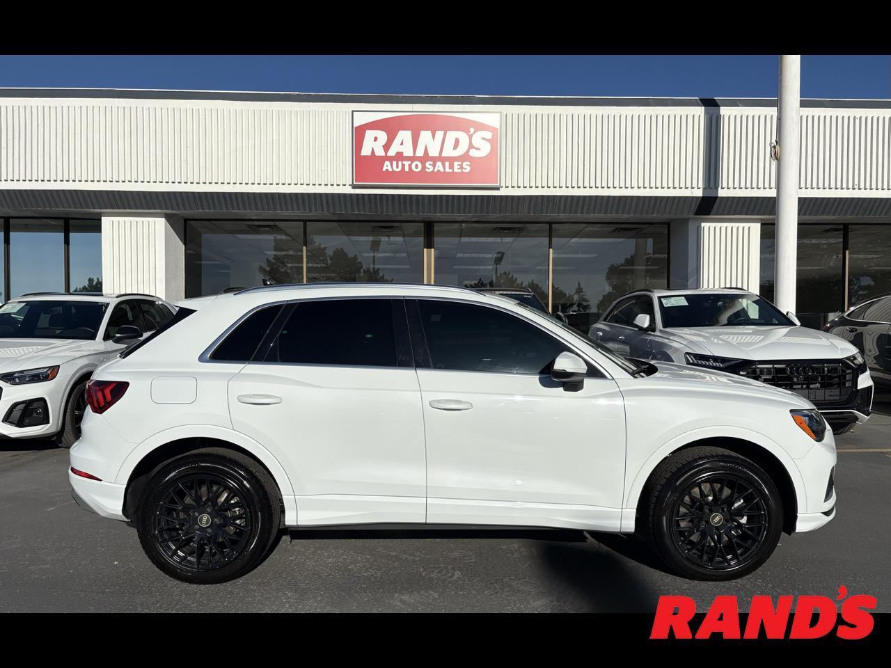 2022 Audi Q3 Premium 40 TFSI quattro