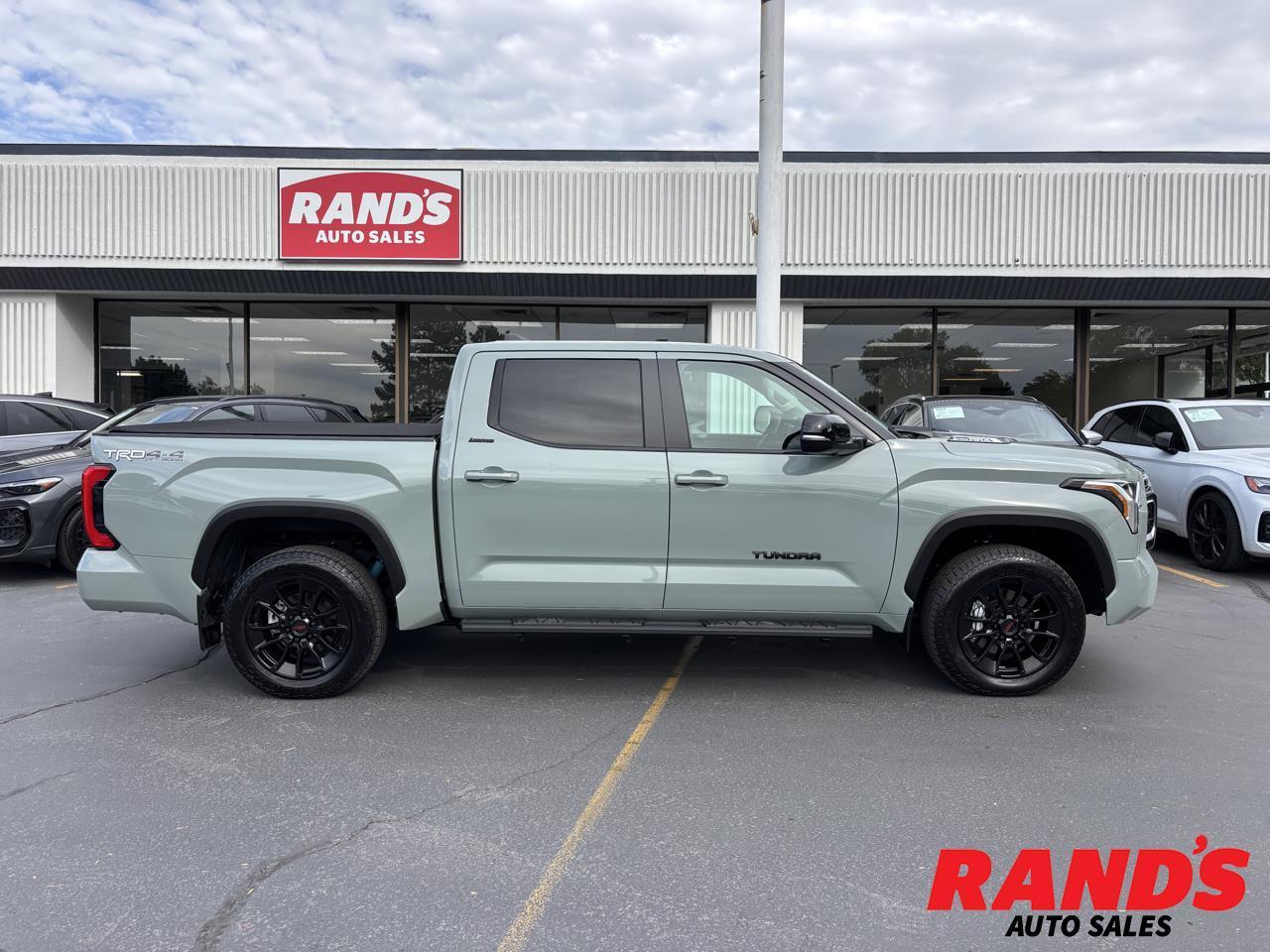 2024 Toyota Tundra Limited CrewMax 4WD Hybrid
