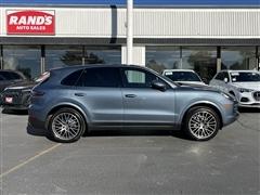 2020 Porsche Cayenne 