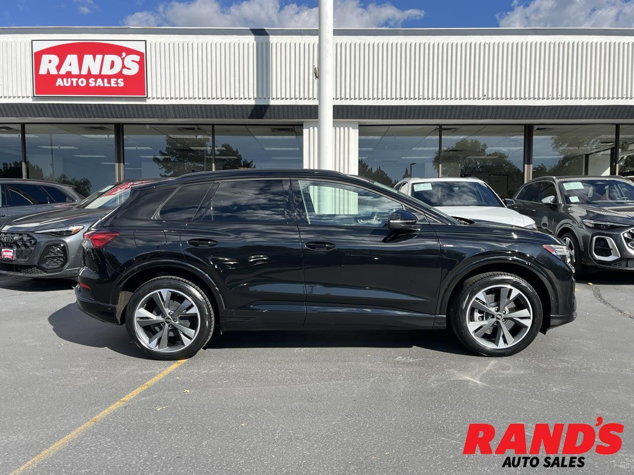 2024 Audi Q4 e-tron Prestige