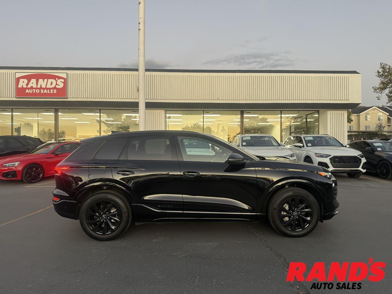 2025 Audi Q6 e-tron e-tron Premium Plus quattro