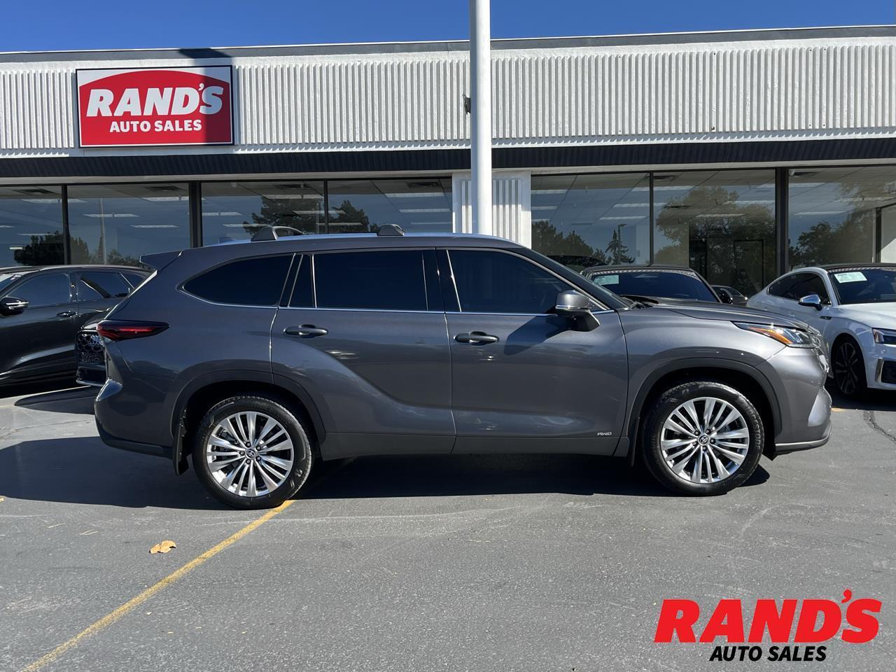 2025 Toyota Highlander Hybrid Platinum AWD