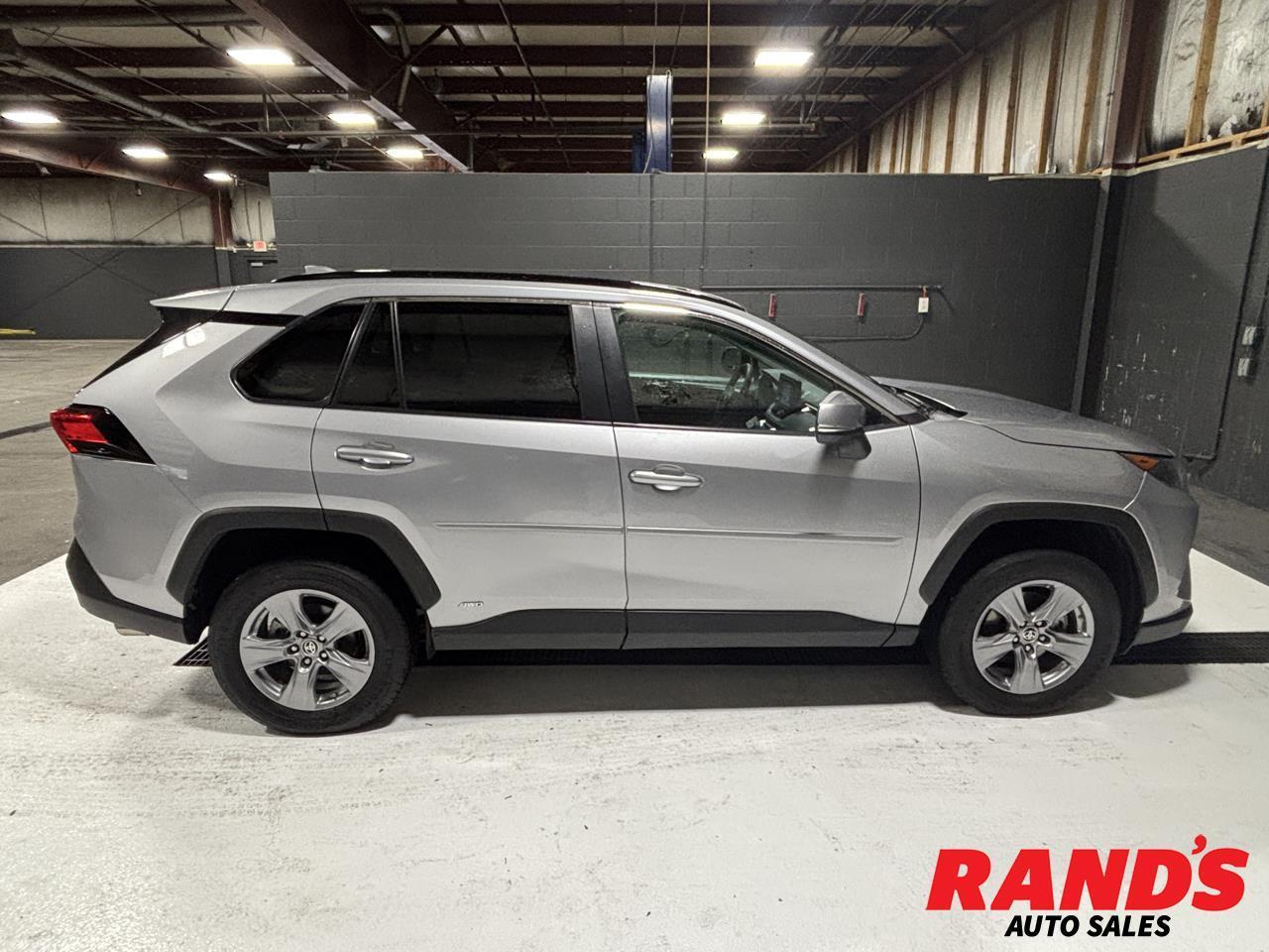 2022 Toyota RAV4 Hybrid LE