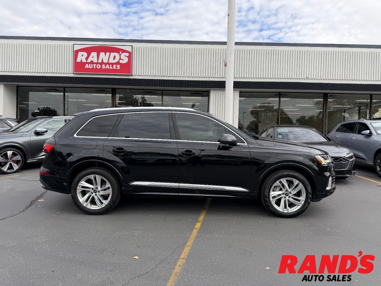 2023 Audi Q7 Premium 55 TFSI quattro