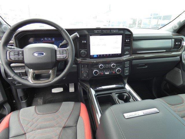 Ford F-250 SD XL Crew Cab 4WD 2024