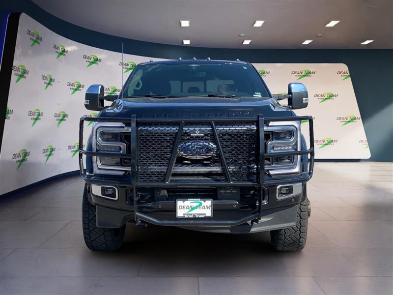 Ford F-450 SD Lariat Crew Cab DRW 4WD 2026