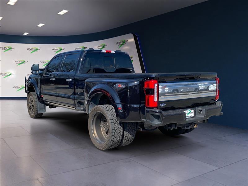 Ford F-450 SD Lariat Crew Cab DRW 4WD 2026