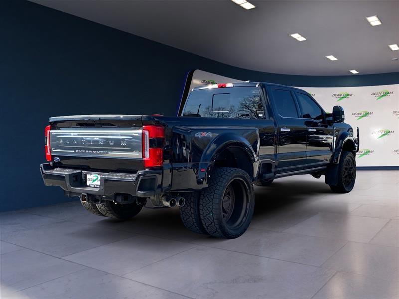 Ford F-450 SD Lariat Crew Cab DRW 4WD 2026