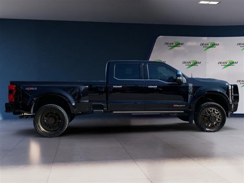 Ford F-450 SD Lariat Crew Cab DRW 4WD 2026