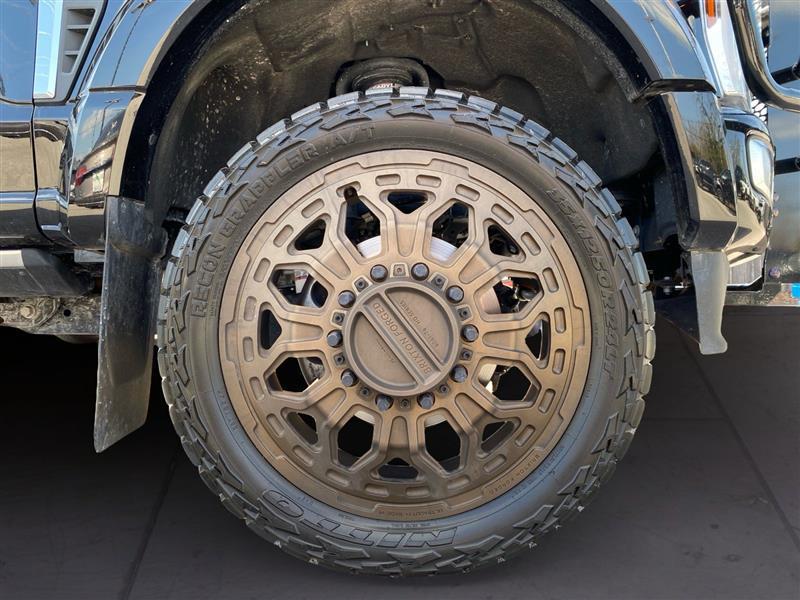 Ford F-450 SD Lariat Crew Cab DRW 4WD 2026