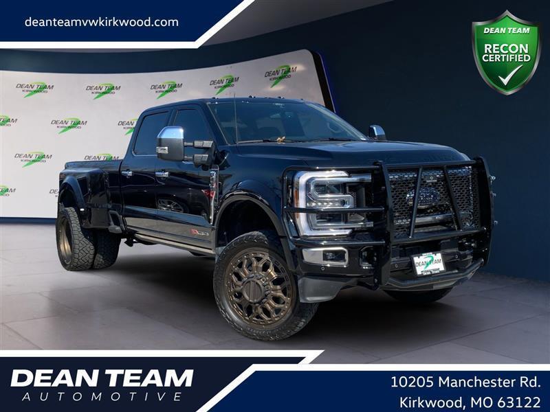 Ford F-450 SD Lariat Crew Cab DRW 4WD 2026