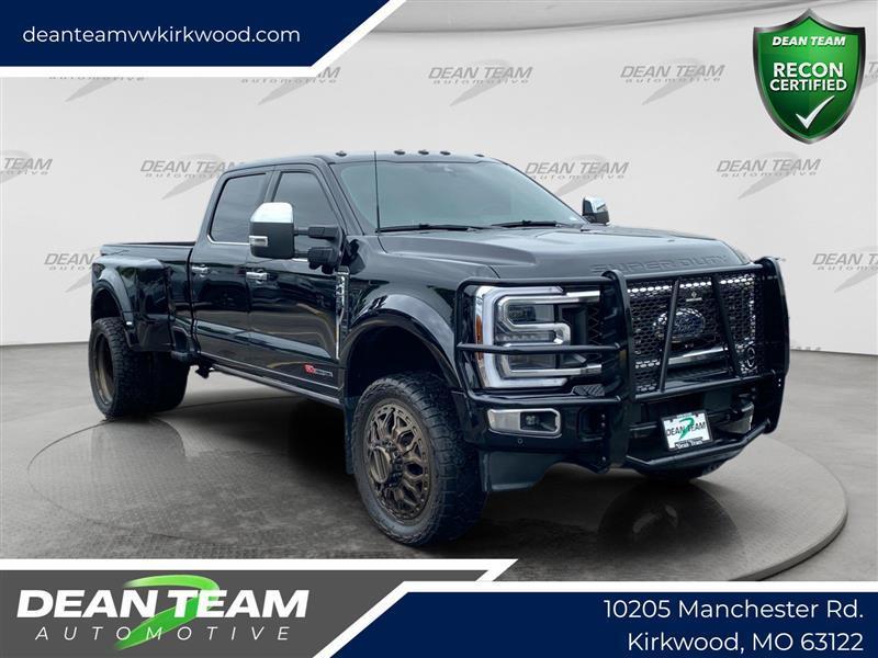 2025 Ford F-450 SD Lariat Crew Cab DRW 4WD