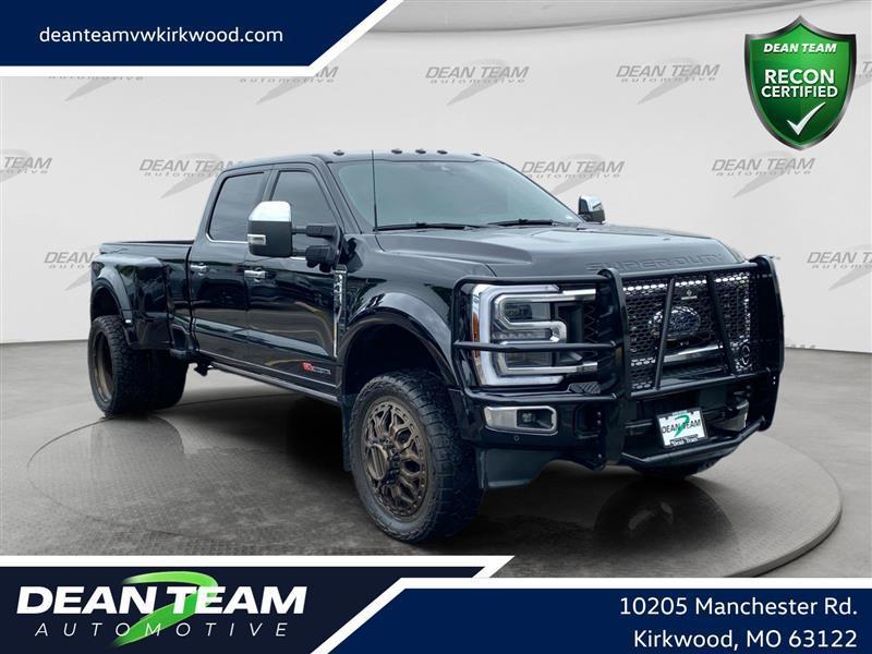 2025 Ford F-450 SD Lariat Crew Cab DRW 4WD