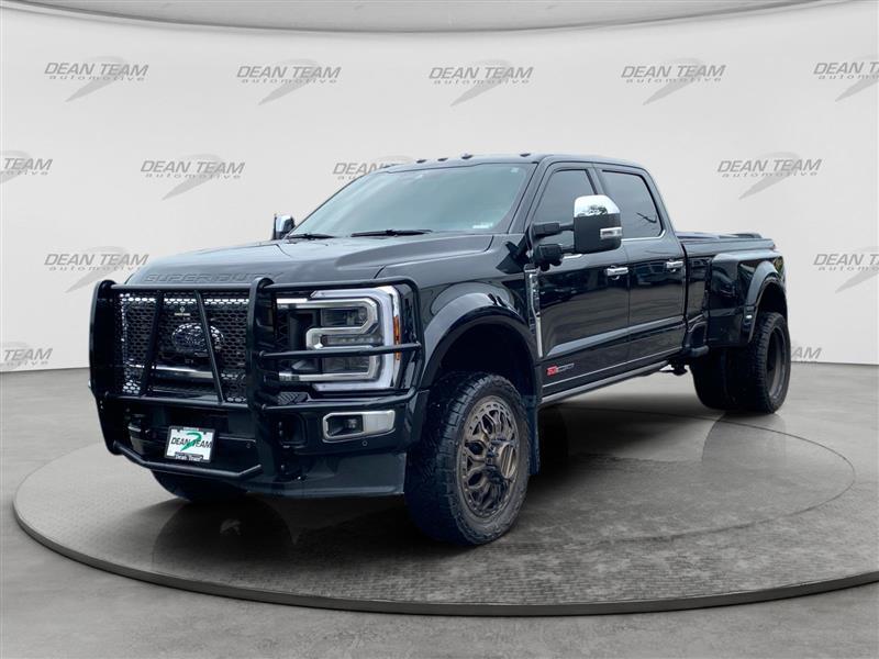 Ford F-450 SD Lariat Crew Cab DRW 4WD 2025