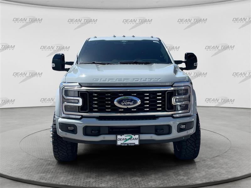 Ford F-450 SD King Ranch Crew Cab DRW 4WD 2025