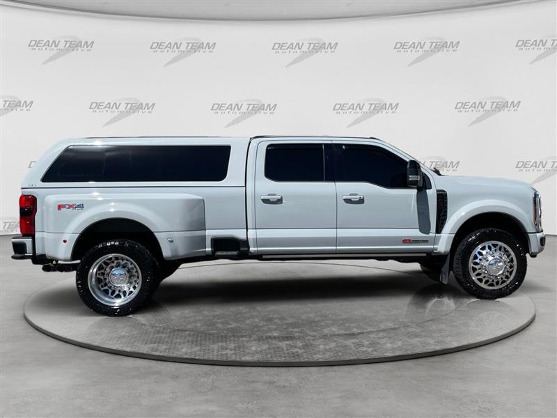 Ford F-450 SD King Ranch Crew Cab DRW 4WD 2025