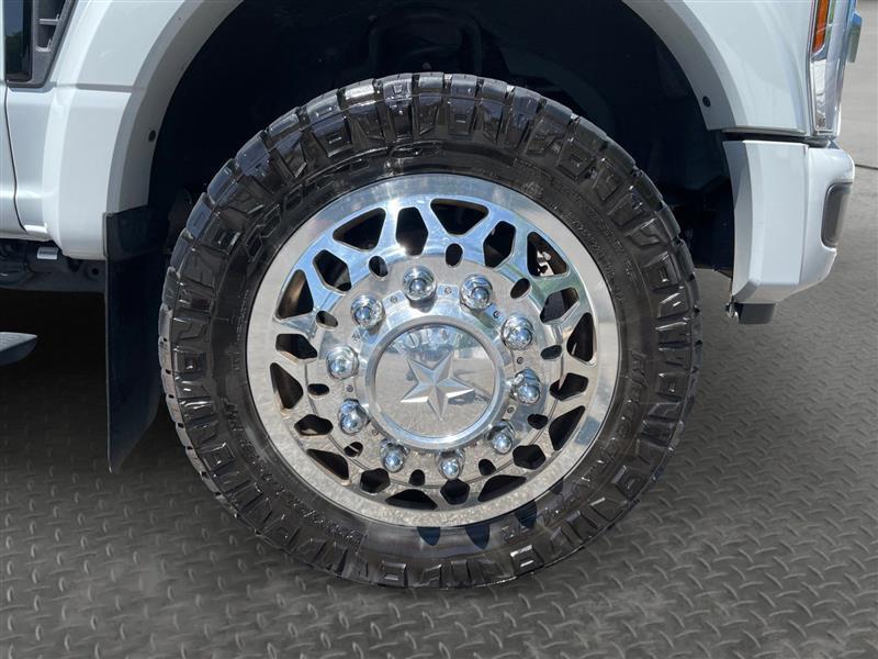 Ford F-450 SD King Ranch Crew Cab DRW 4WD 2025