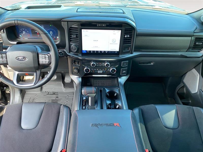 Ford F-150 Raptor SuperCrew 4WD 2025
