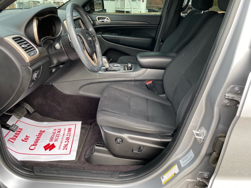 Jeep Grand Cherokee Laredo 2WD 2017