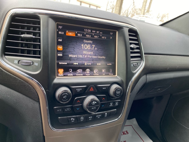 Jeep Grand Cherokee Laredo 2WD 2017