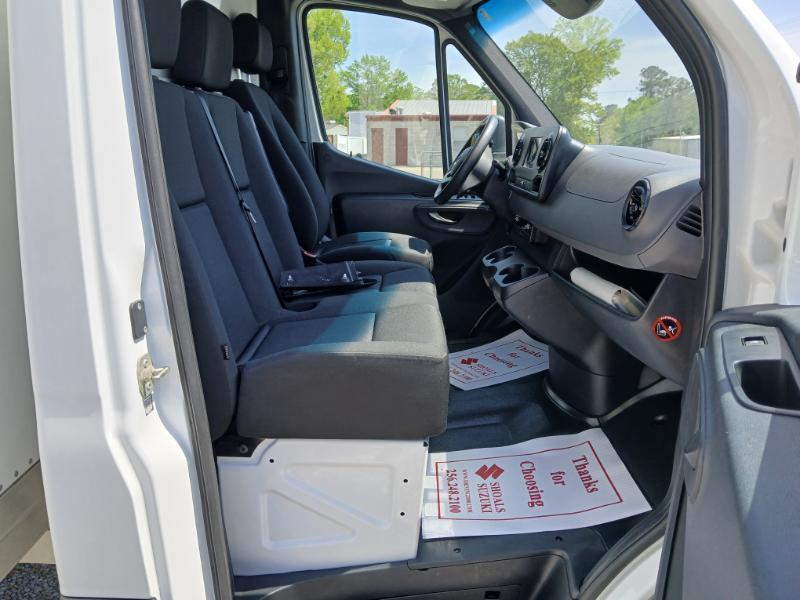 Mercedes-Benz Sprinter 3500 170-in. WB 2019