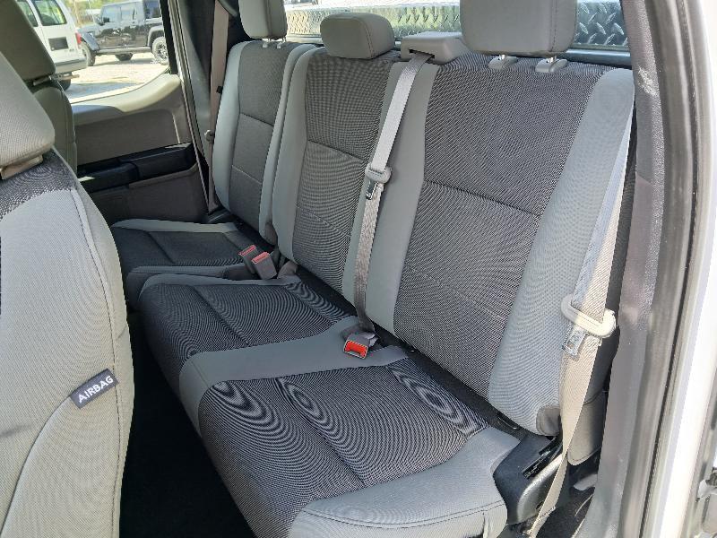 Ford F-150 2WD Reg Cab 145" XL w/Midbox Prep 2020
