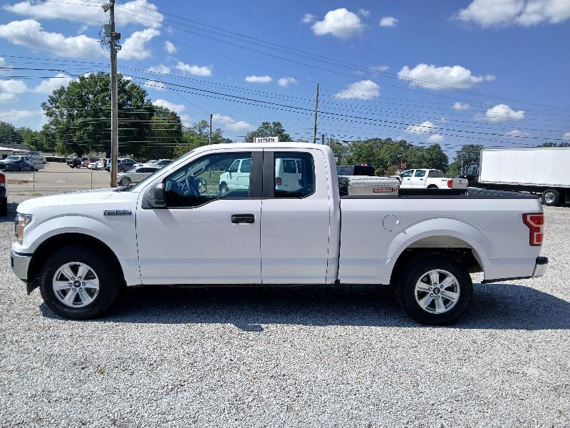 Ford F-150 2WD Reg Cab 145" XL w/Midbox Prep 2020