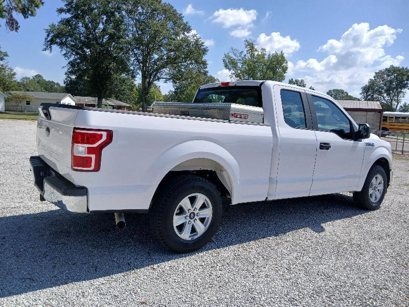 Ford F-150 2WD Reg Cab 145" XL w/Midbox Prep 2020