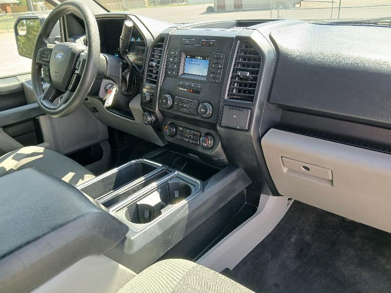 Ford F-150 2WD Reg Cab 145" XL w/Midbox Prep 2020