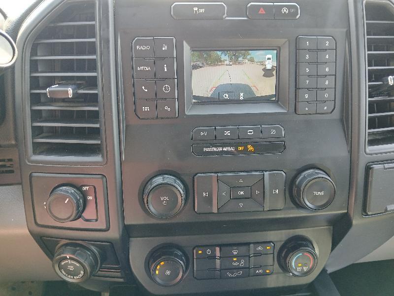 Ford F-150 2WD Reg Cab 145" XL w/Midbox Prep 2020