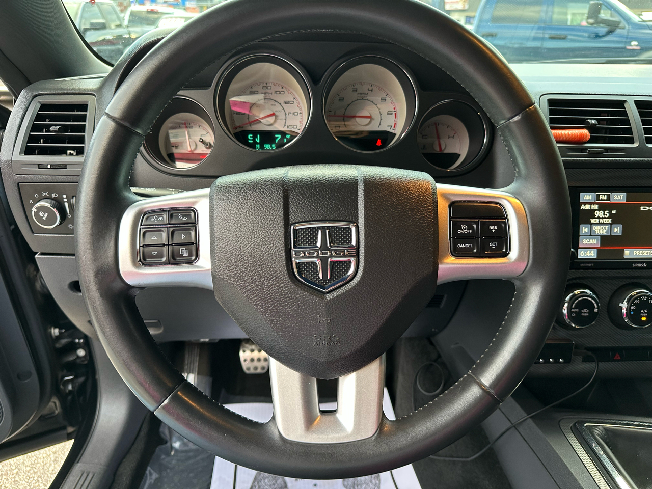 Dodge Challenger 2dr Cpe R/T 2012