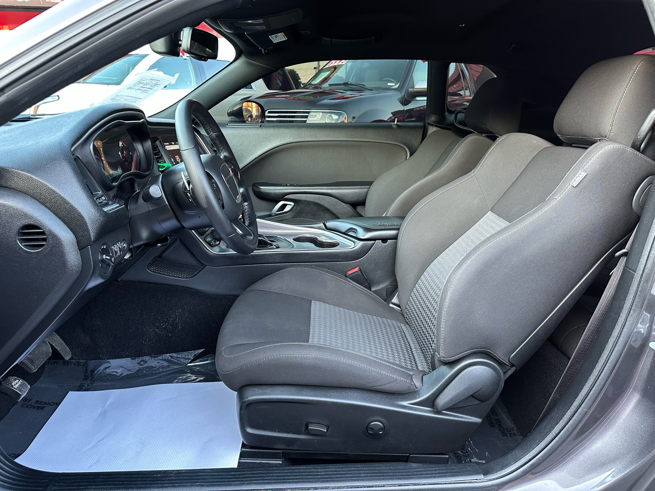 Dodge Challenger R/T RWD 2022