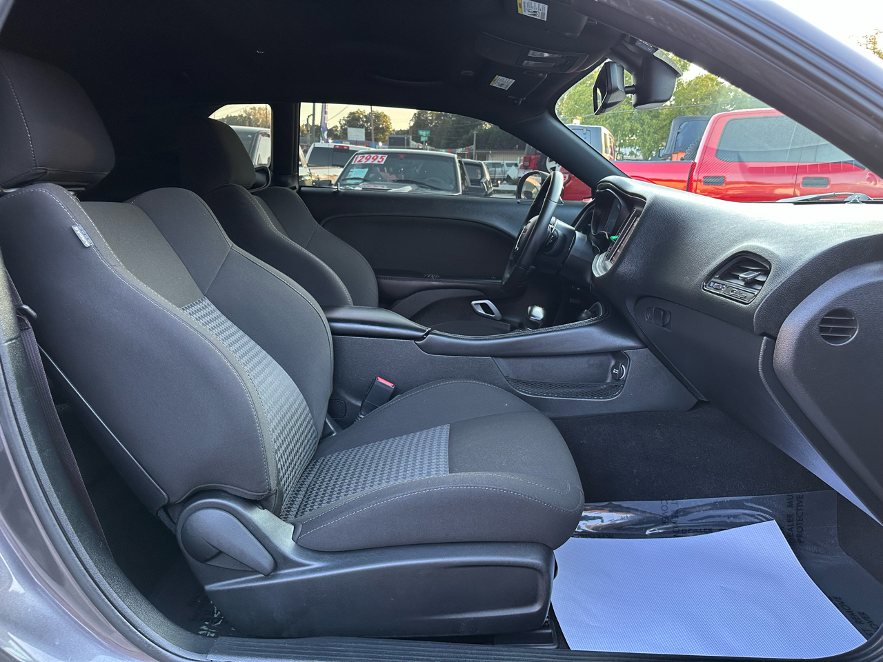 Dodge Challenger R/T RWD 2022