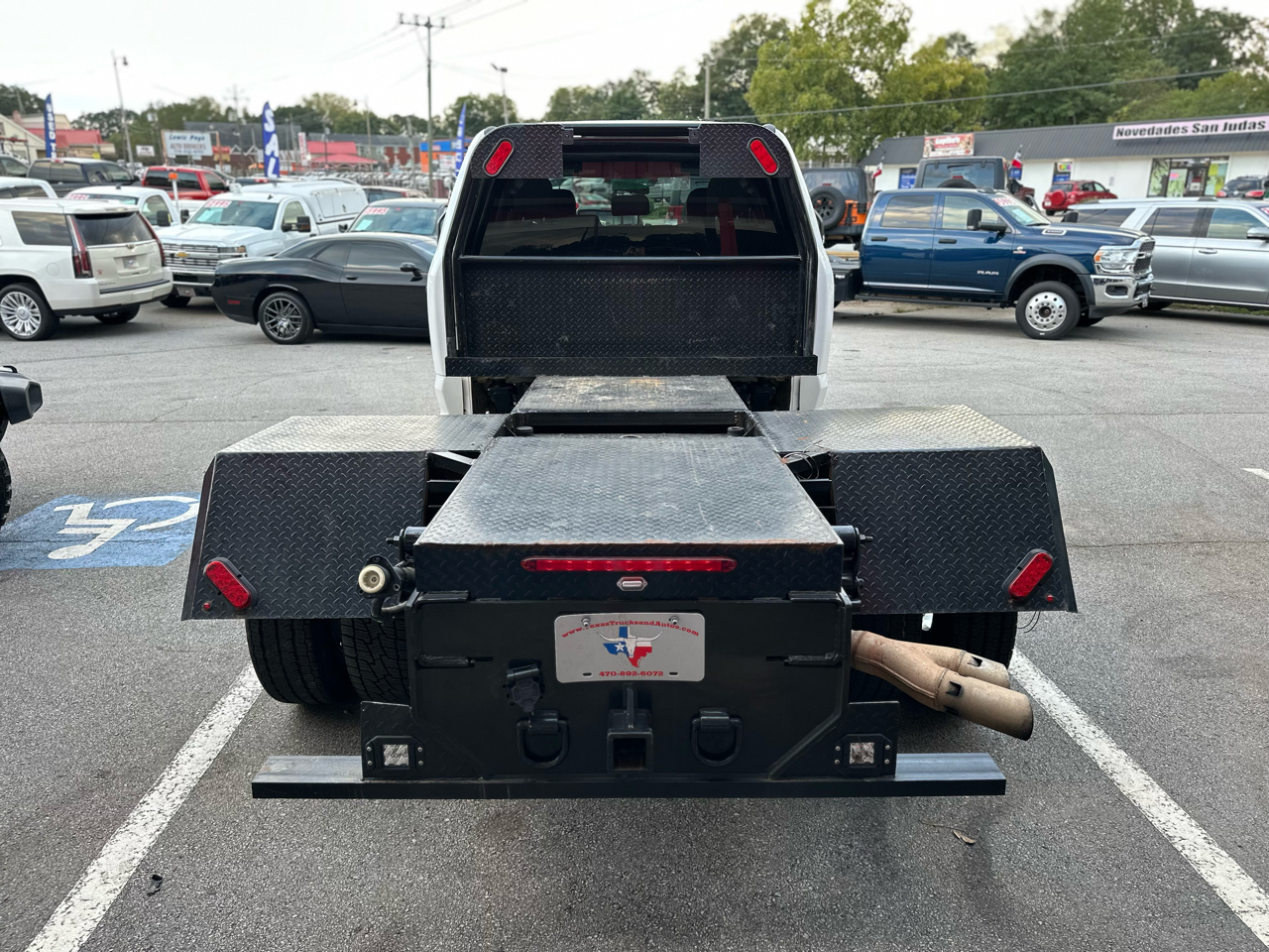 Ford Super Duty F-350 DRW XLT 4WD Crew Cab 179" WB 60" CA 2019