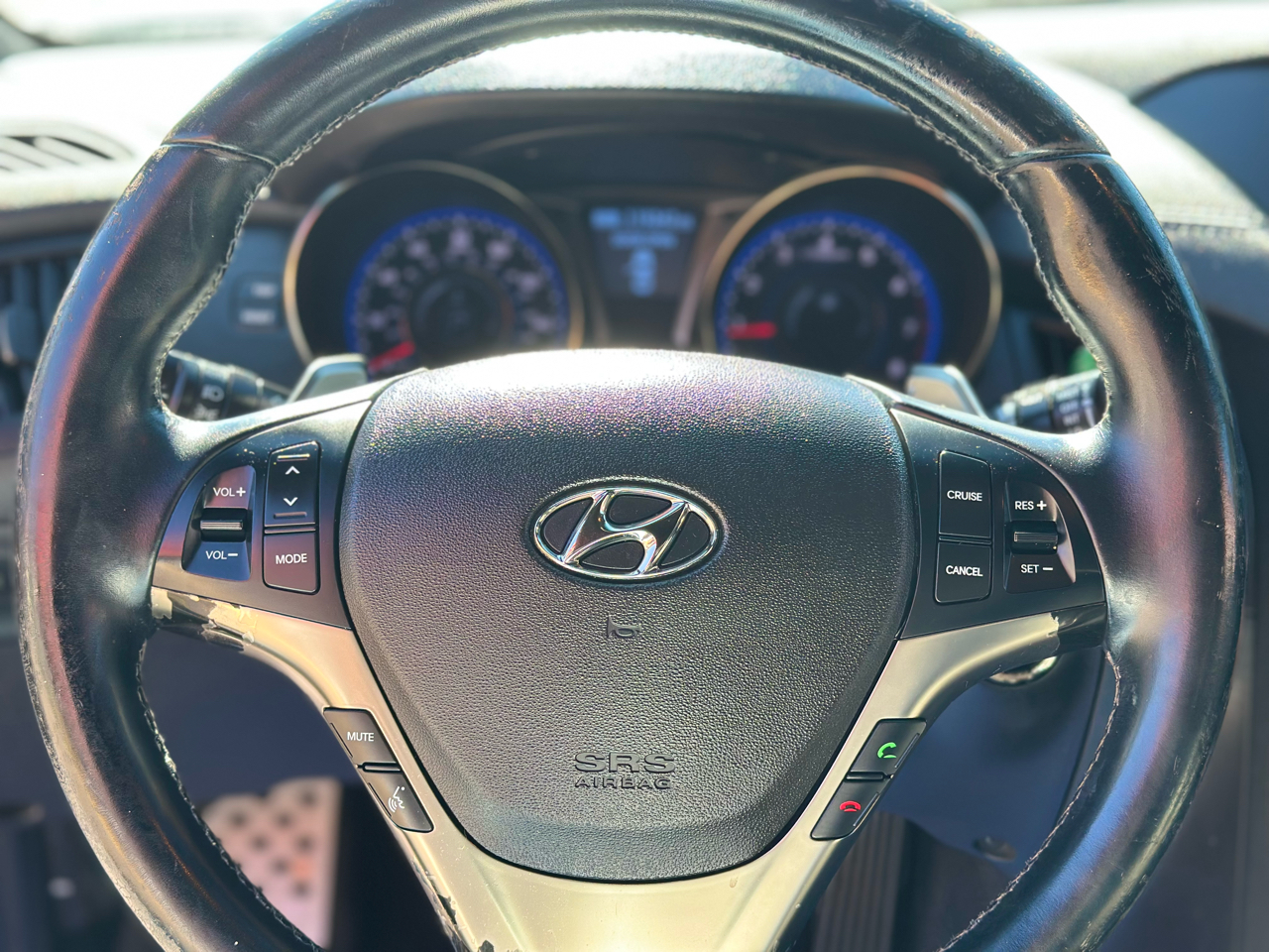 Hyundai Genesis Coupe 2dr I4 2.0T Auto Premium 2014